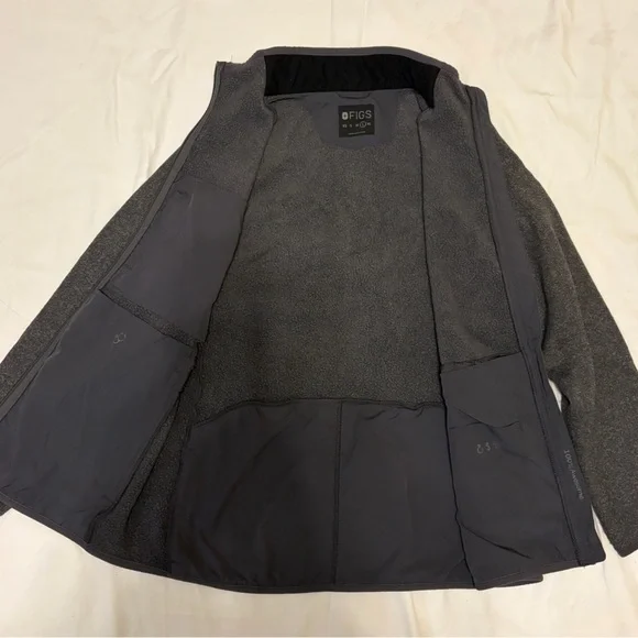 Figs grey sweater jacket - Picture 4 of 8